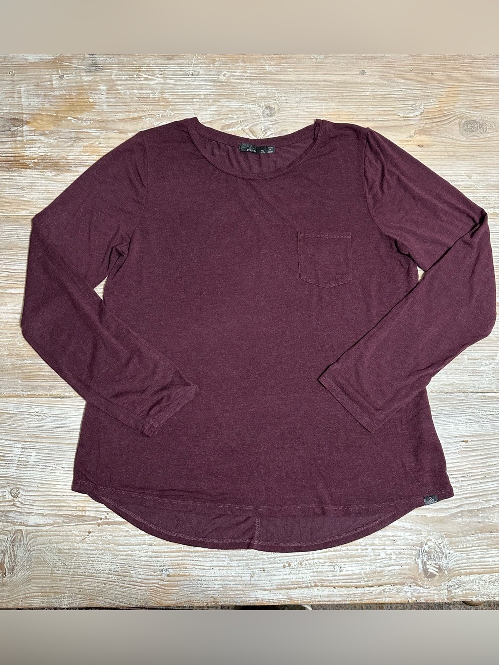 Prana Foundation Women’s Long Sleeve Pocket Tee-Shirt Burgundy Plum Modal